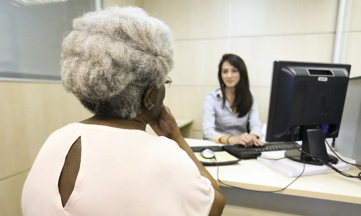 Monta força tarefa para atendimentos
