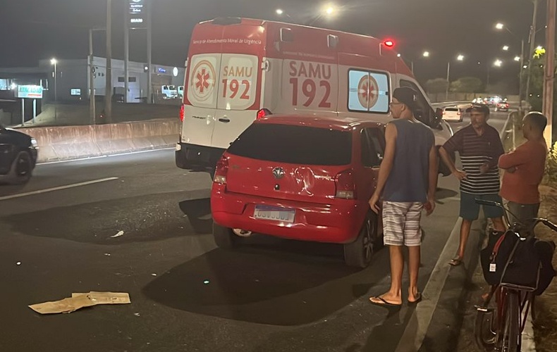 O homem foi socorrido e não teve lesões graves