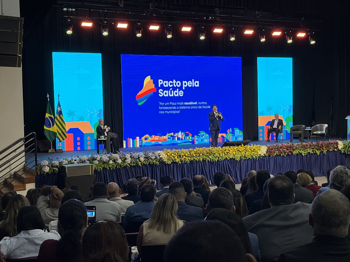 “Pactos pelo Piauí”: evento reuniu mais de 200 prefeitos do estado em Teresina