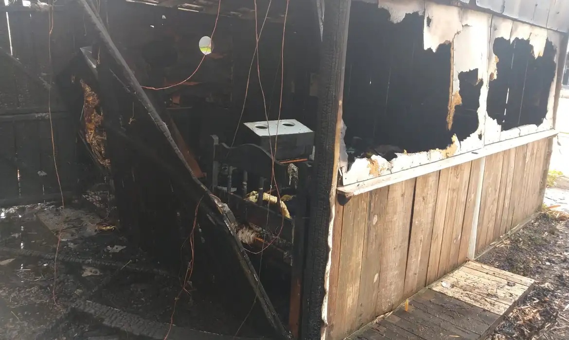Polícia Federal vai investigar incêndio na casa do autor de atentado ao STF