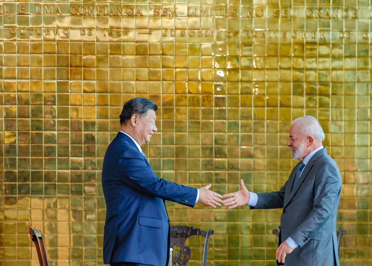 Presidente Lula e Xi Jinping estreitam laços