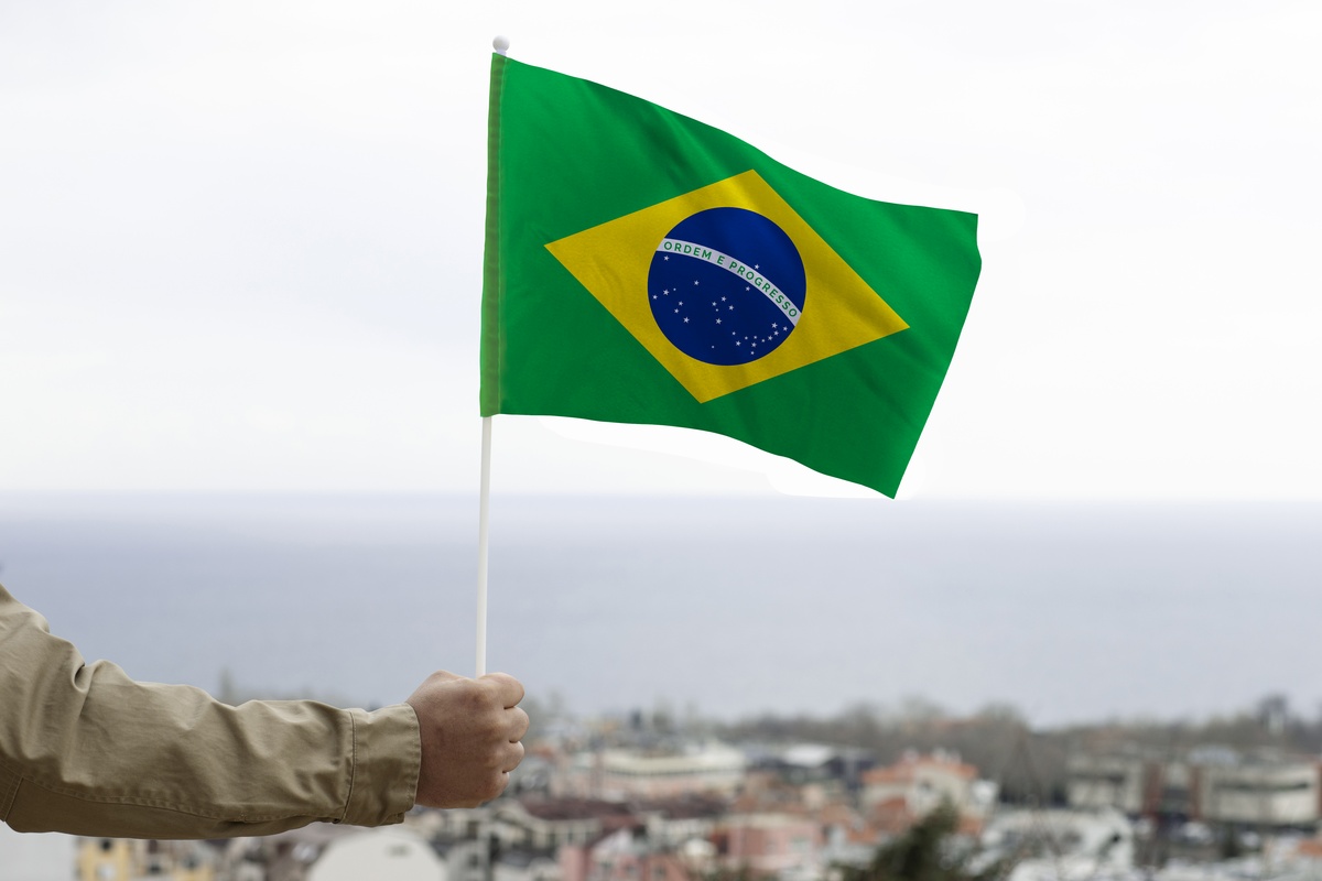 Proclamação da República é celebrada nesta sexta-feira, 15, como feriado em todo o país.