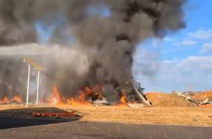 A aeronave pegou fogo durante o pouso (Foto: Reprodução)