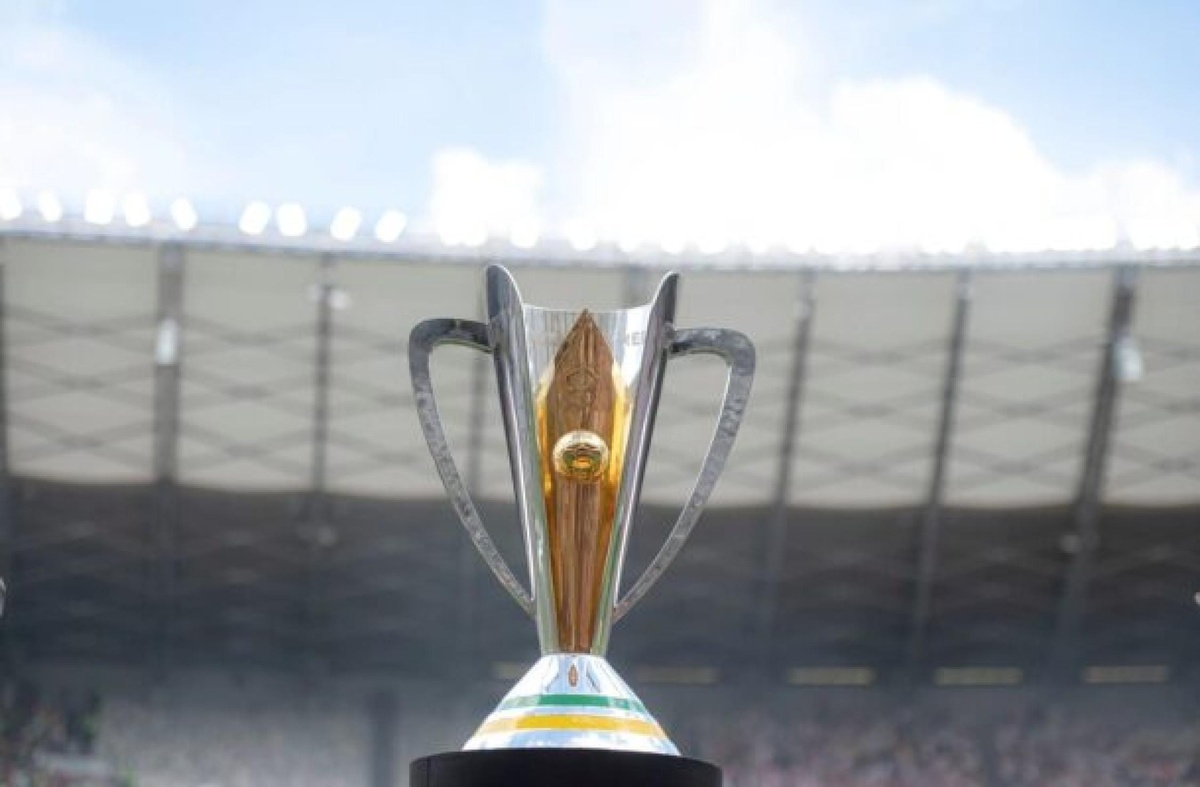 Botafogo e Flamengo se enfrentam pela primeira vez na Supercopa do Brasil.