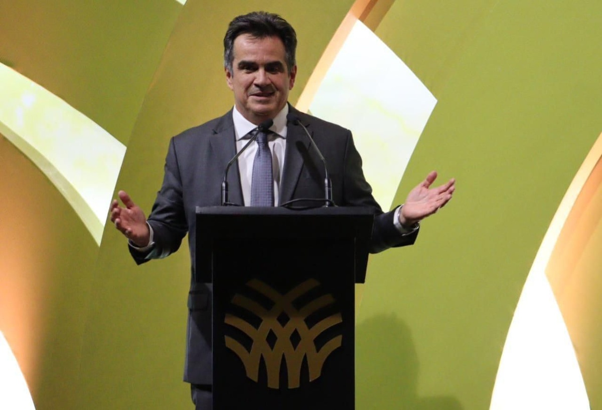 Ciro Nogueira em premiação