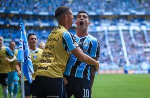 Cristaldo comemora gol diante do São Paulo (Foto: LUCAS UEBEL/GREMIO FBPA)