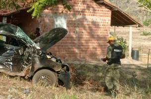 Homem morre esmagado em acidente (Foto: Reprodução)