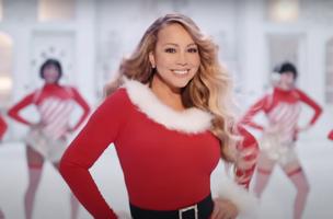 Mariah Carey no videoclipe de "All I Want for Christmas Is You" (Foto: Reprodução/Youtube)