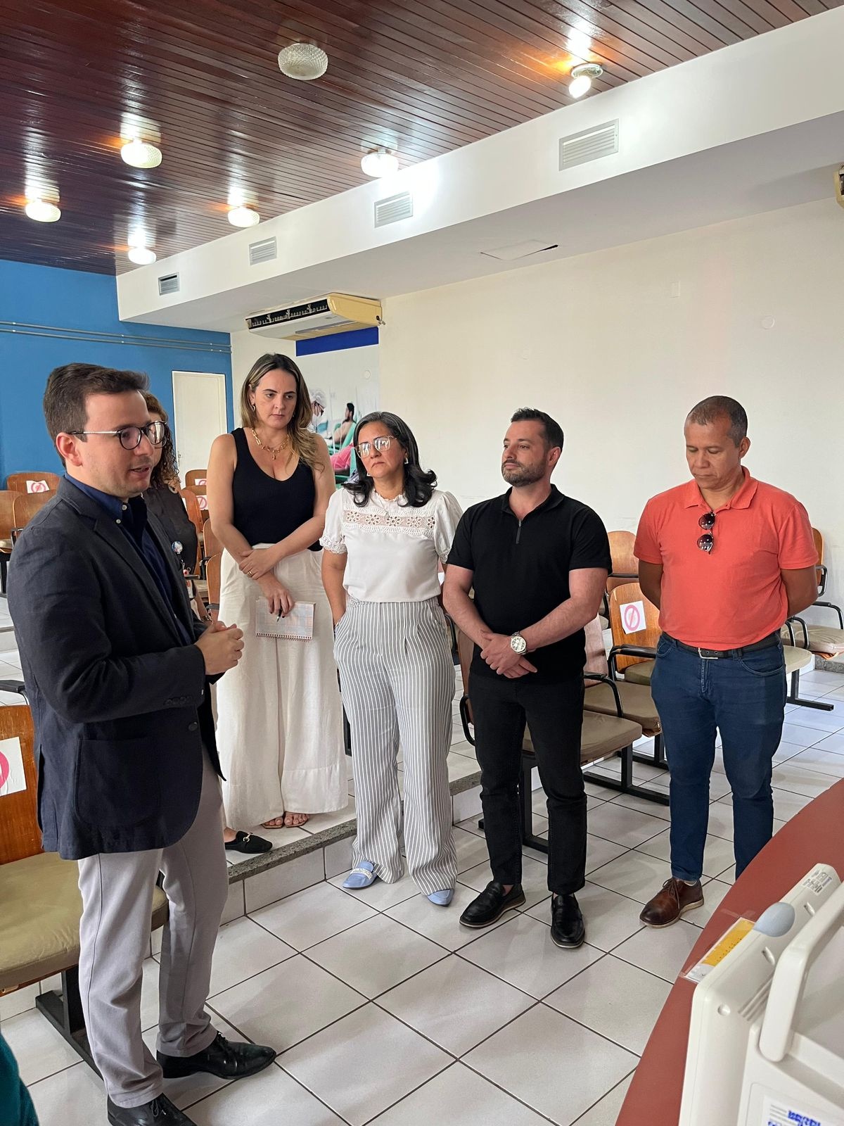 novos monitores