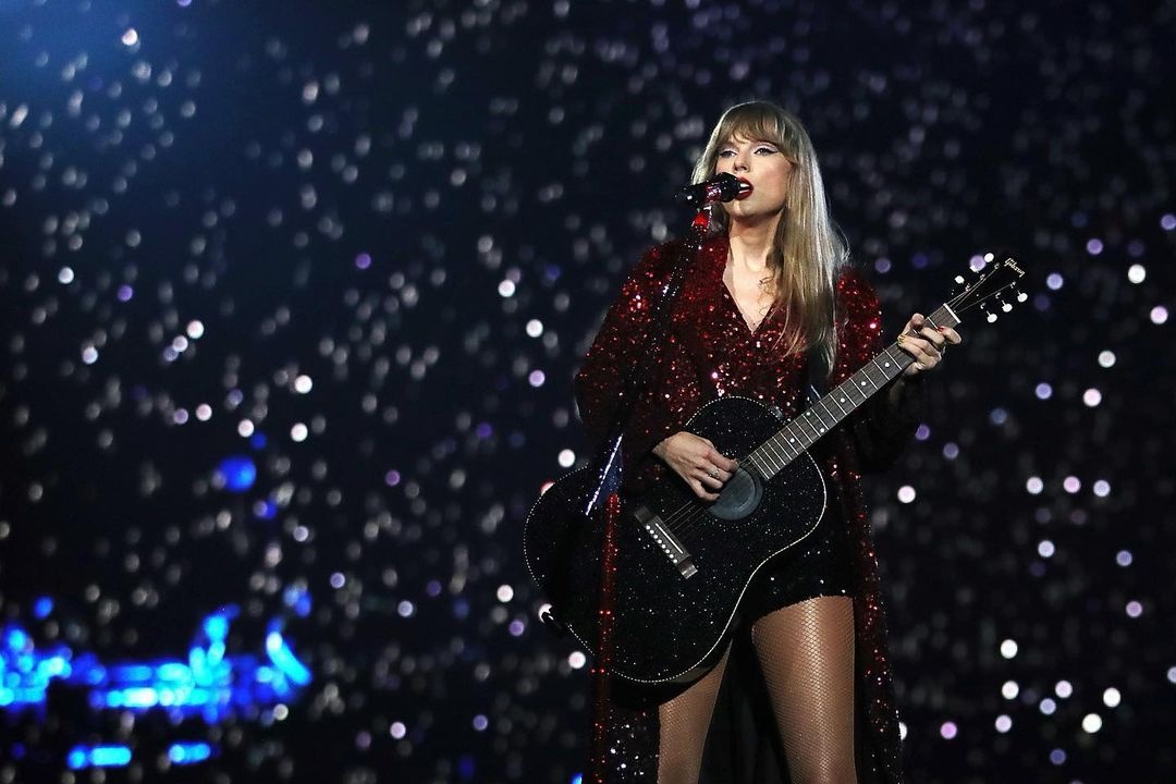 Proposta surge após relatos de ingressos exorbitantes da "The Eras Tour" vendidos por cambistas.