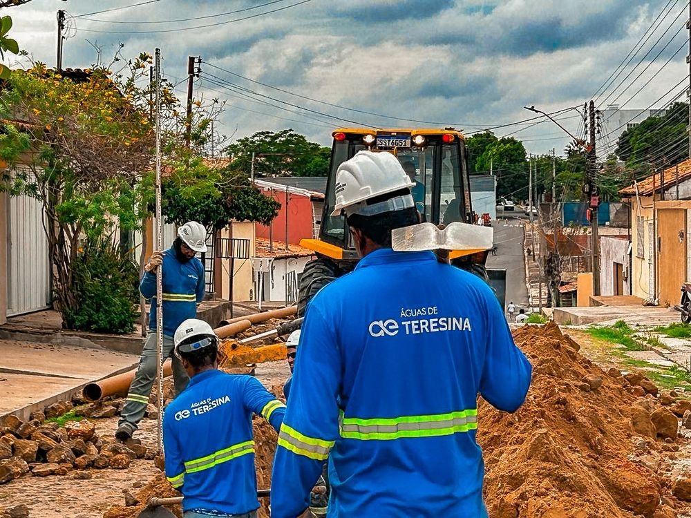 Extensão da rede de esgoto da capital