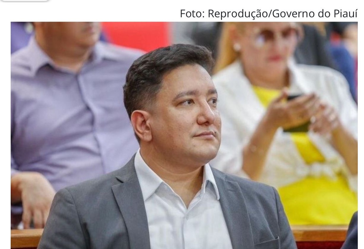 Pablo sai, mas continuará mandando nesse aí, José Neto que na Setur terá o calçamento como obra prioritária.
