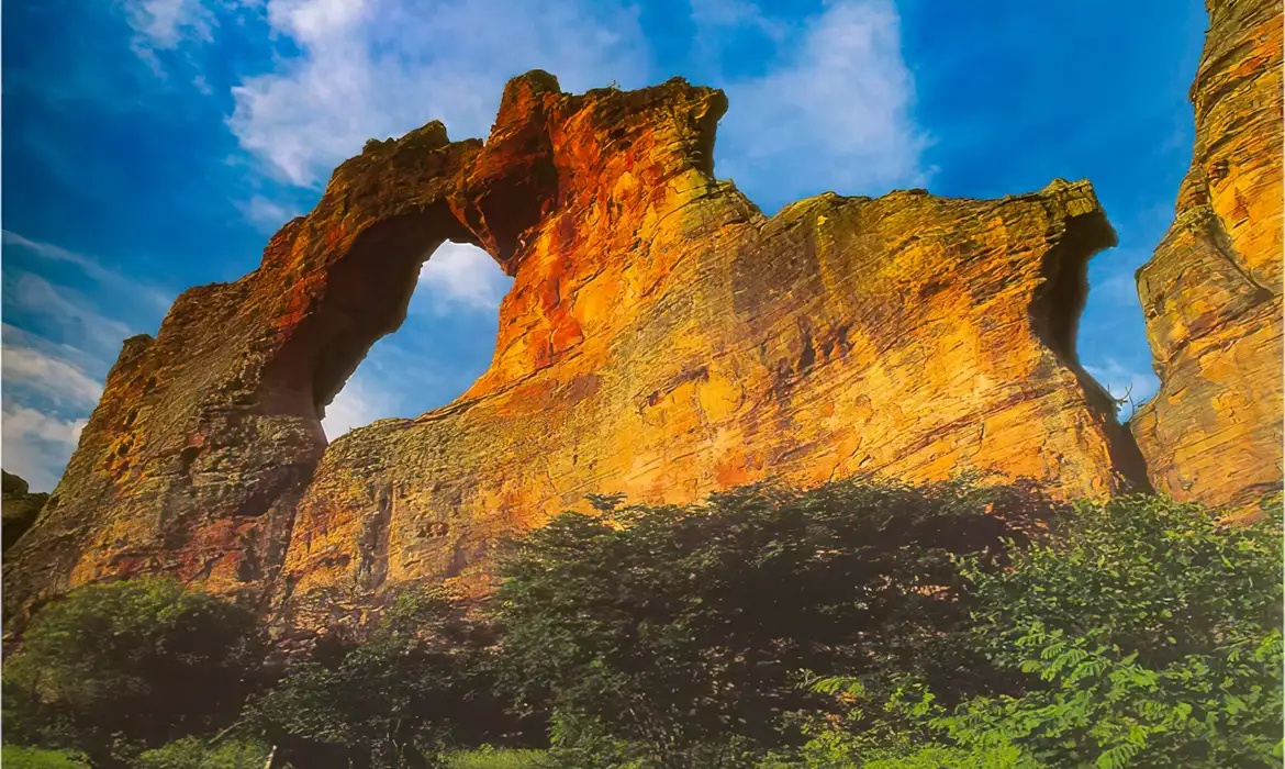Passeio virtual Serra da Capivara