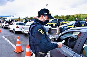 Polícia Rodoviária Federal - PRF irá intensificar as fiscalizações nas rodovias durante o Carnaval (Foto: Reprodução)