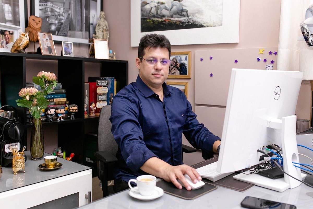 Professor Marcelo Leonardo