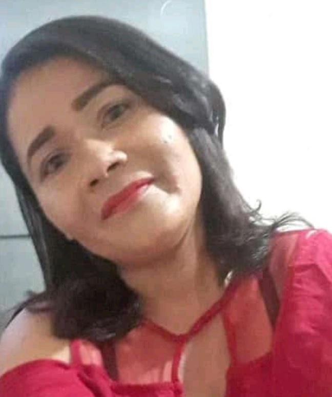 Valdirene Torquato, de 42 anos, morta a facadas pelo ex-marido