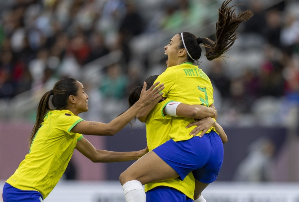 A seleção venceu o México por 3 a 0