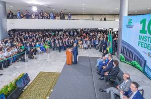 Anúncio de construção de 100 Institutos Federais (Foto: MEC)