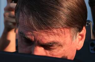 Bolsonaro teria se escondido na embaixada após apreensão do seu passaporte nos EUA (Foto: Lula Marques/ Agência Brasil)