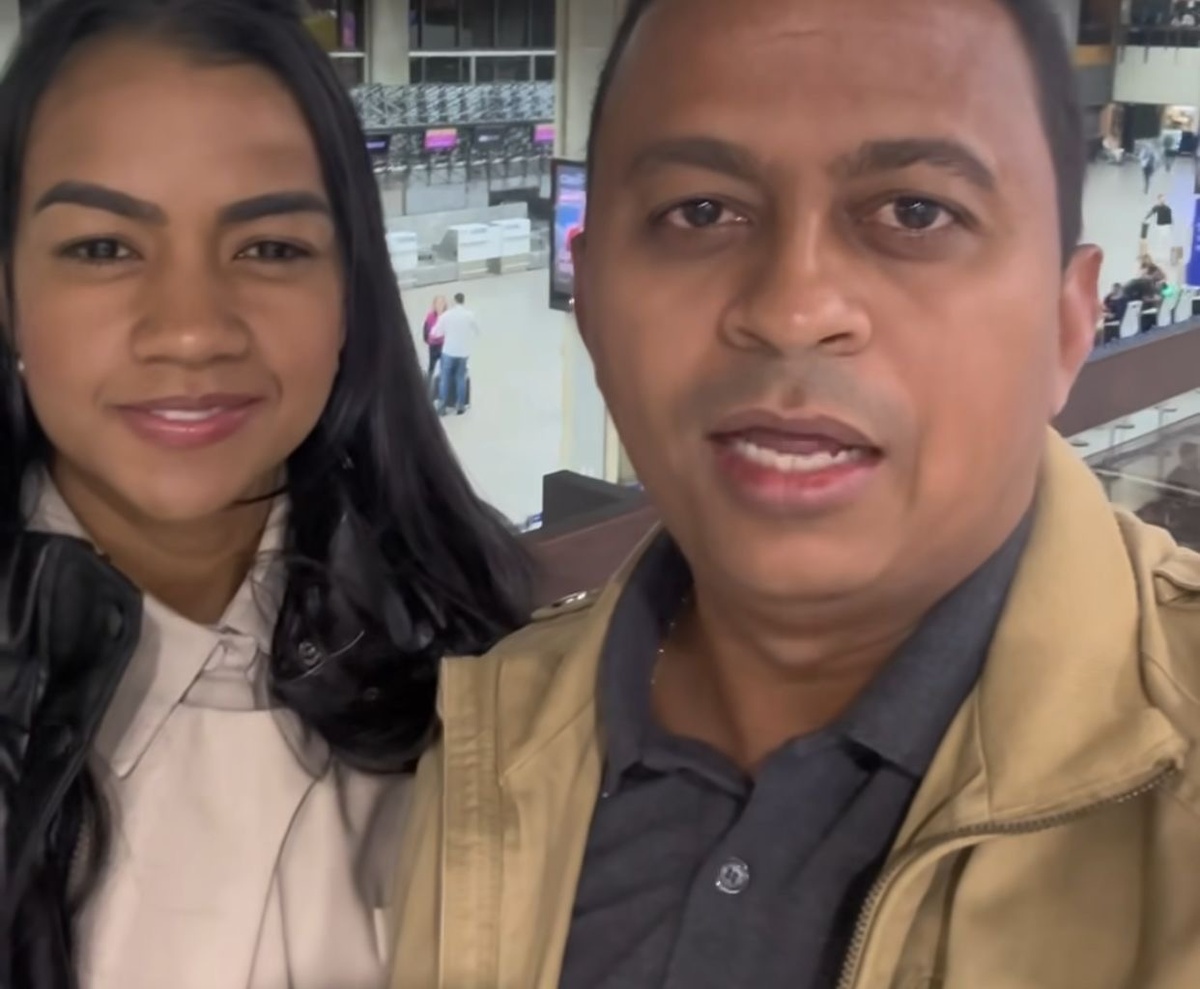 Dr Francisco e a esposa no voo além mar. Na primeira missão parlamentar