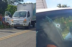 Homem é morto a tiros dentro de veículo (Foto: Reprodução)