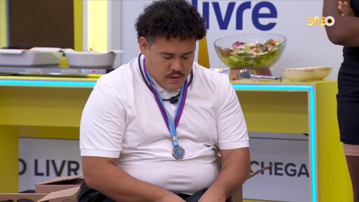 Lucas Buda após almoço do anjo sem o recado da esposa