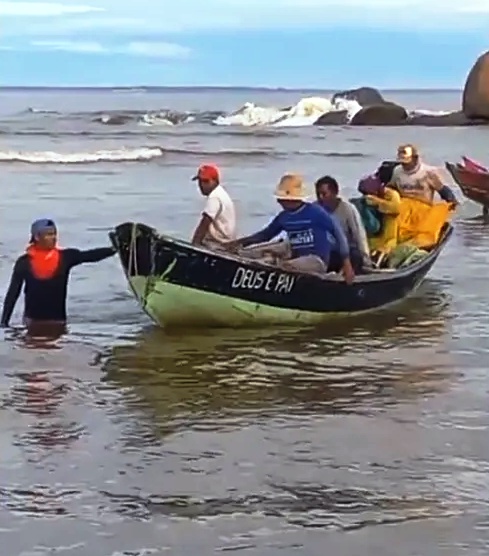 Pescadores resgatados