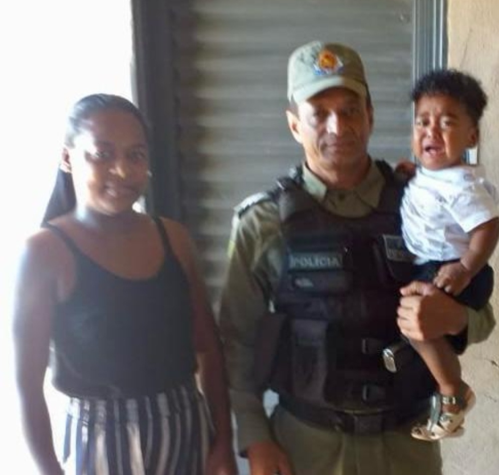 Sargento Ribeiro salvou a vida de um bebê