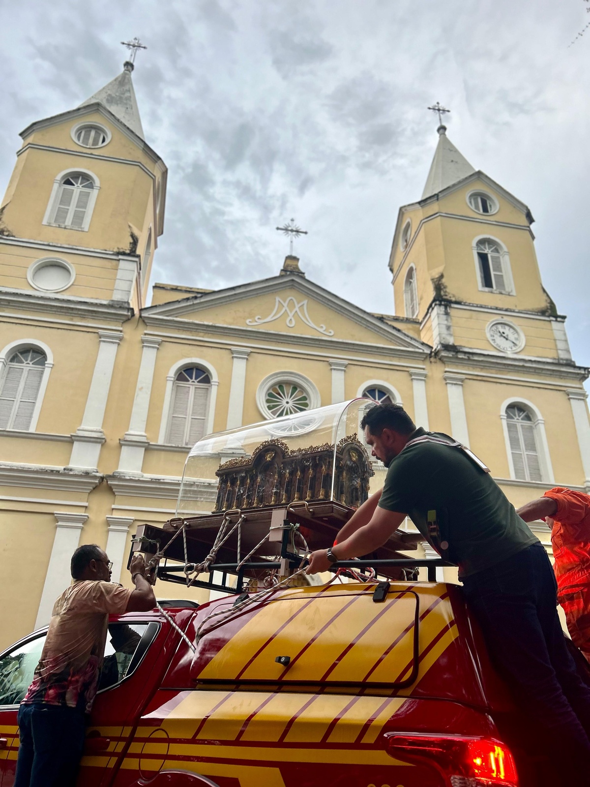 Chegada das relíquias