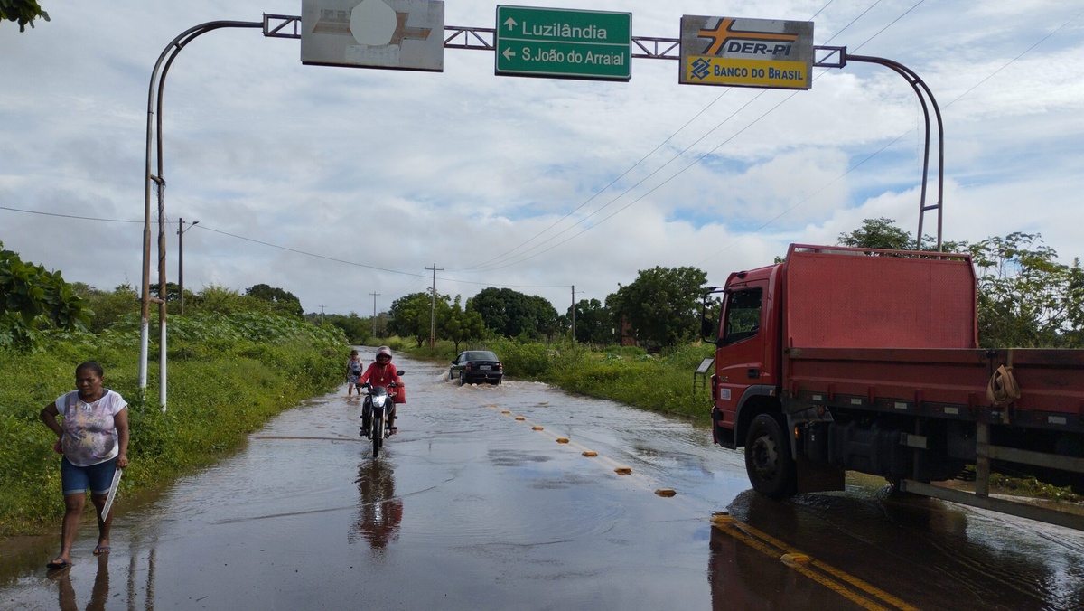 Enchente em Esperantina