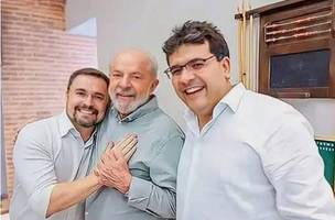 Fábio Novo só cresce nas pesquisas quando aparecem Rafael e Lula. Mas o eleitor não verá o governador e o presidente na hora de votar (Foto: Reprodução)