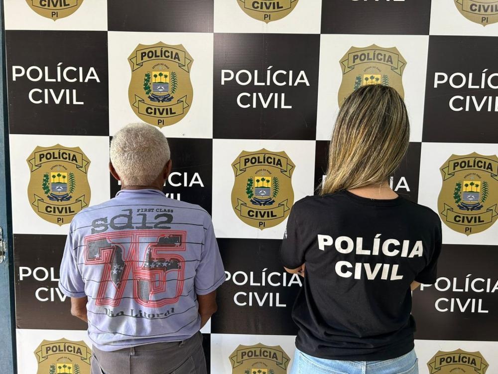 Homem de 70 anos é acusado de estuprar sua enteada de quatro anos de idade.