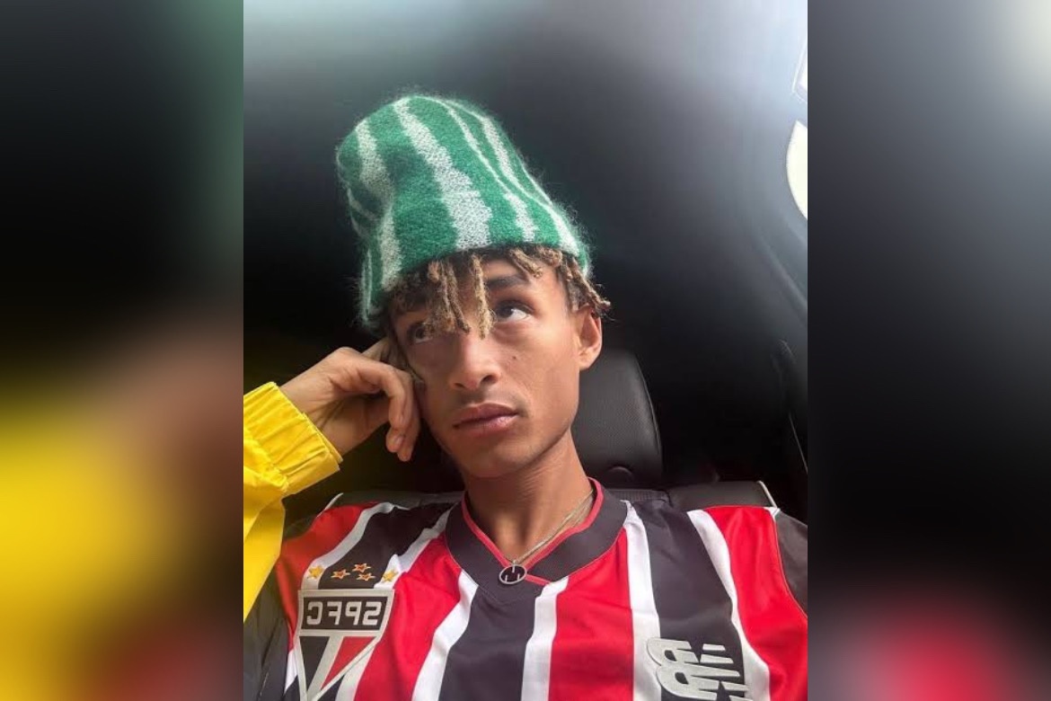 Jaden Smith com camisa do São Paulo