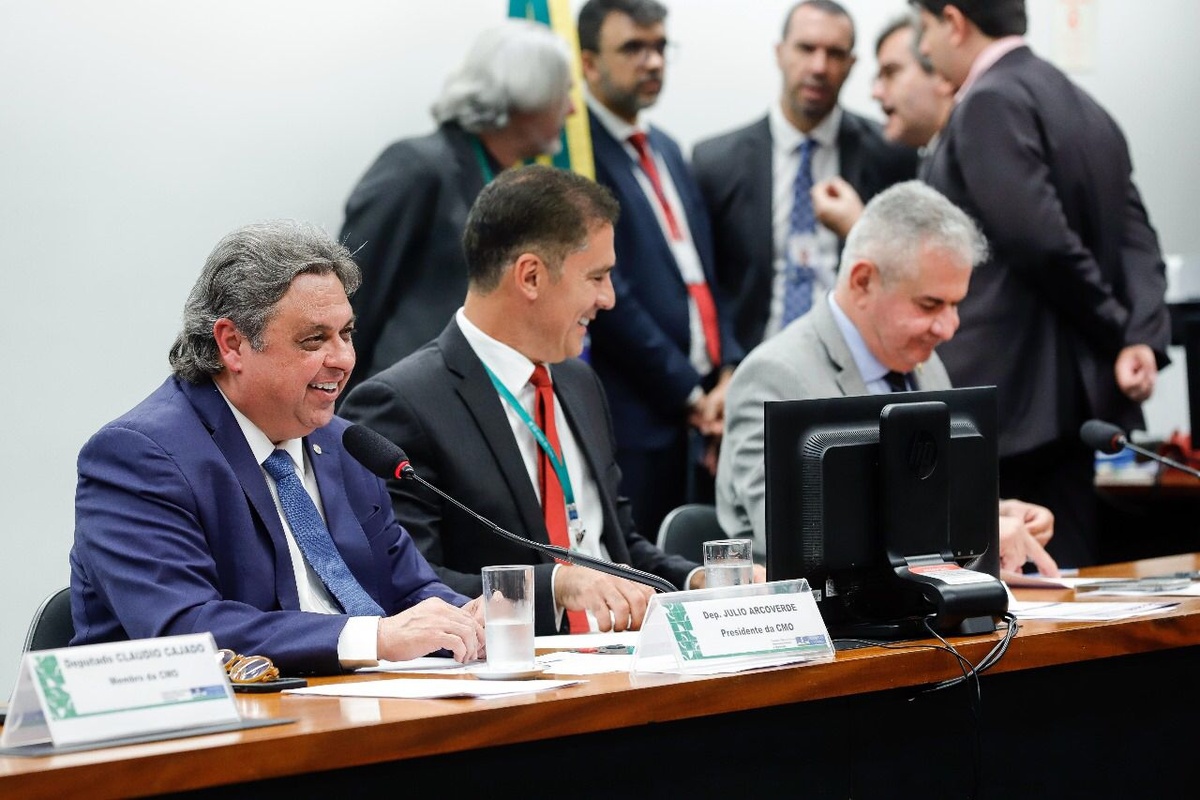 Júlio Arcoverde mostra prestígio ao assumir a CMO.