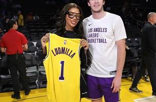 Ludmilla e o jogador Austin Reaves, dos Lakers (Foto: Reprodução)