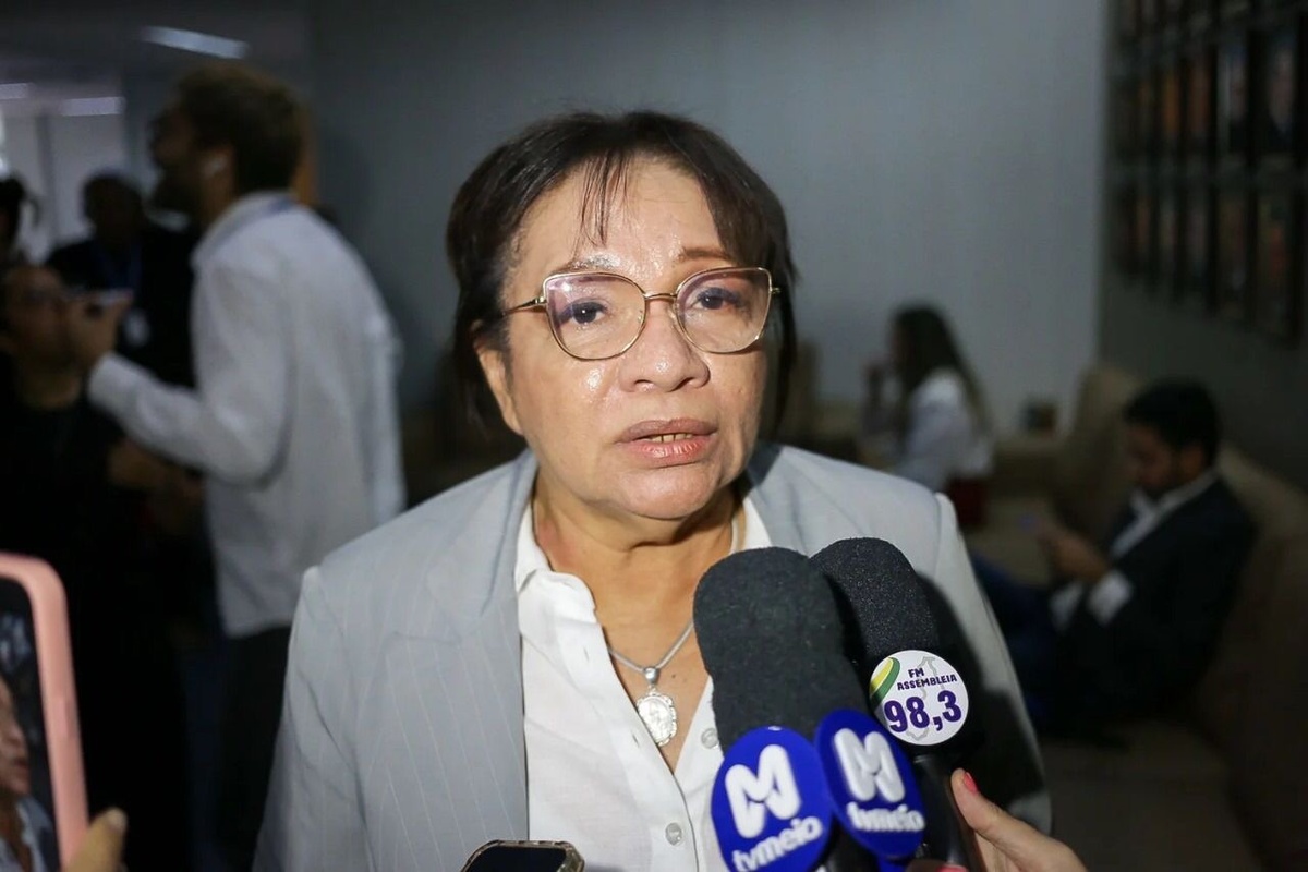 Maria de Fátima se emociona. Ela é apenas a terceira desembargadora de um tribunal que tem 100 anos de existência