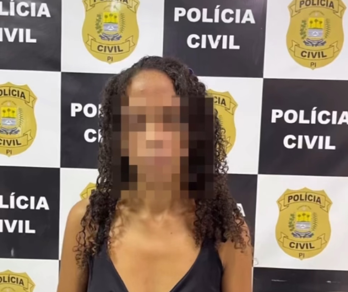 Mulher foi detida e levada em flagrante