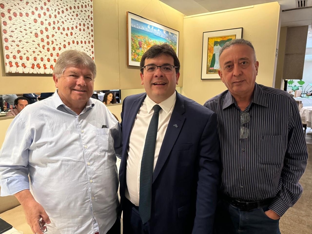 Num encontro casual no restô Bela Cintra, em São Paulo, o governador Rafael Fonteles,  Pedro Maranhão e o advogado Washinton Torres