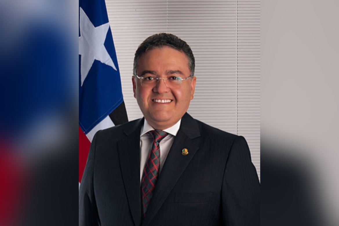 Roberto Rocha crítica elogia Rafael Fonteles para atacar o governador maranhense