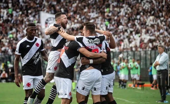 Vasco vence o Grêmio em São Januário: 2 a 1