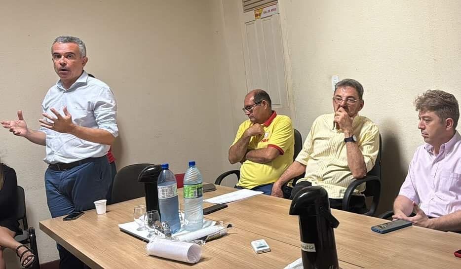 Wilson Martins se divide em dirigir a companhia do metrô e fazer política no PT e PSD