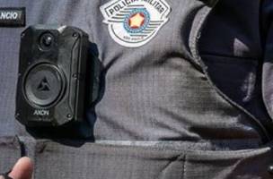 A câmera corporal que pode ser desligada no ato da prisão (Foto: Divulgação)