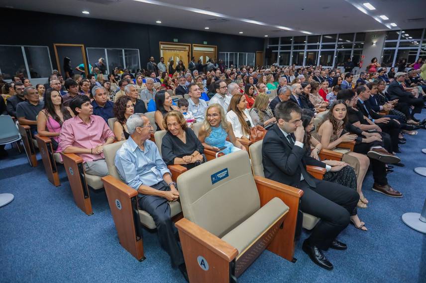 A solenidade ocorreu nesta sexta-feira (3) A solenidade ocorreu nesta sexta-feira (3)