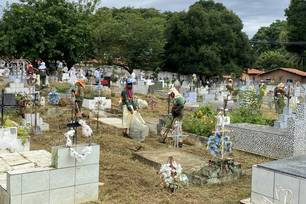 SAAD Sudeste I promove limpeza de cemitérios para o Dia das Mães em Teresina