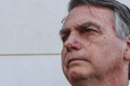 Líder do PT solicita à PGR uso de tornozeleira em Bolsonaro após fuga de aliados