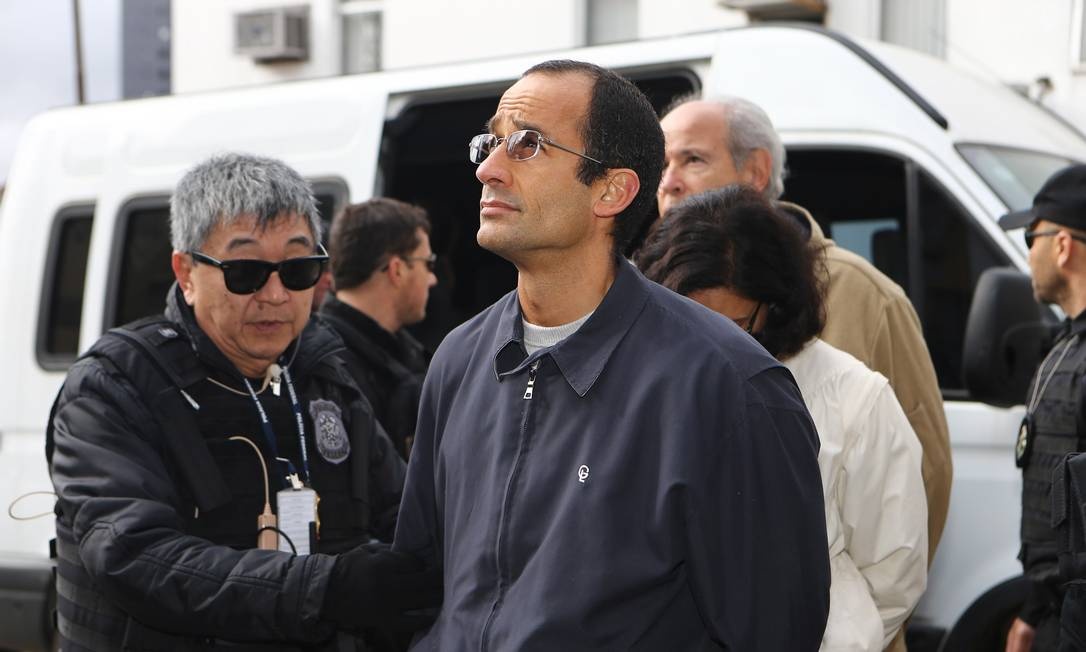 Marcelo Odebrecht sendo preso durante Operação Lava-Jato