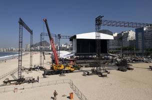 Palco de Madonna é aprovado pelo Corpo de Bombeiros do Rio de Janeiro (Foto: Márcia Folêtto/agência O Globo)