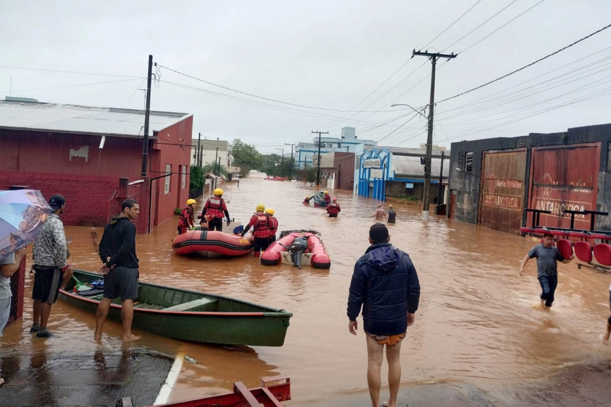Rio Grande do Sul enfrenta enchentes e inundações devido às fortes chuvas no estado
