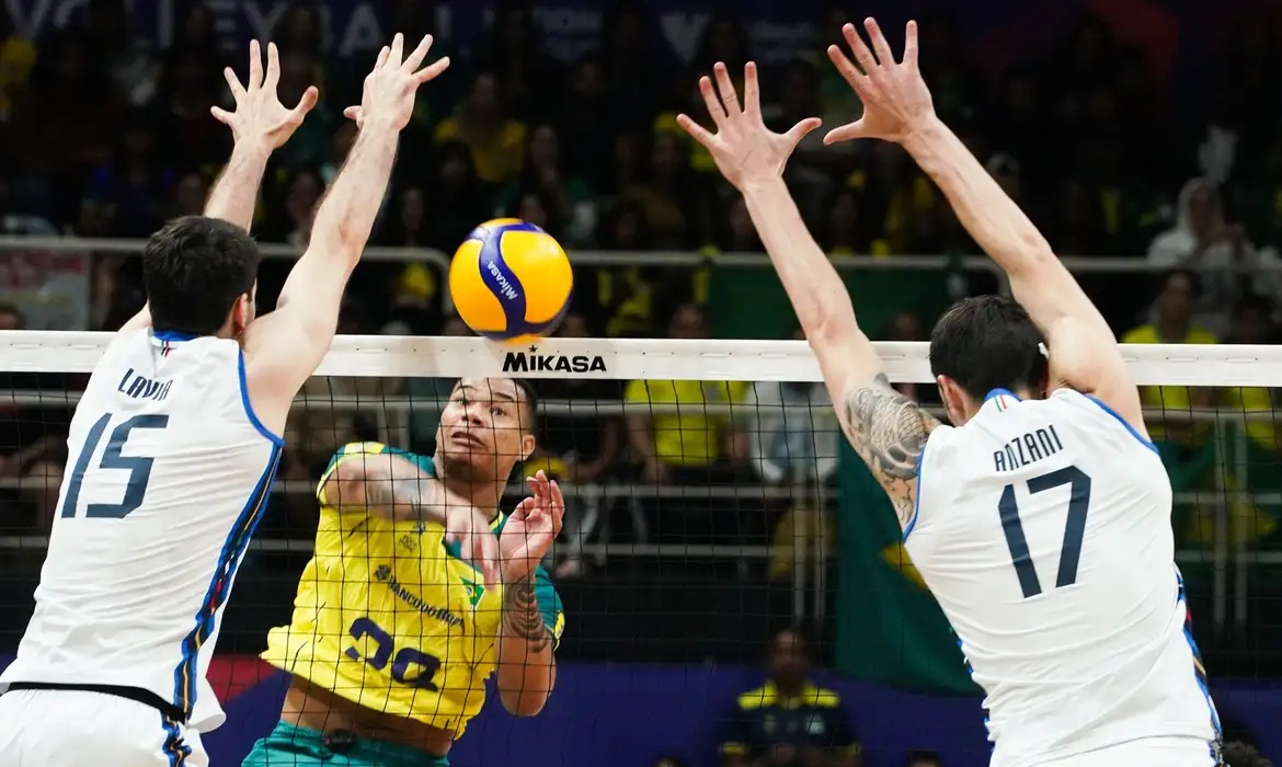 Seleção brasileiro de vôlei perde para a Itália