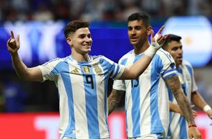 Argentina estreou na liderança do grupo A (Foto: Reprodução)